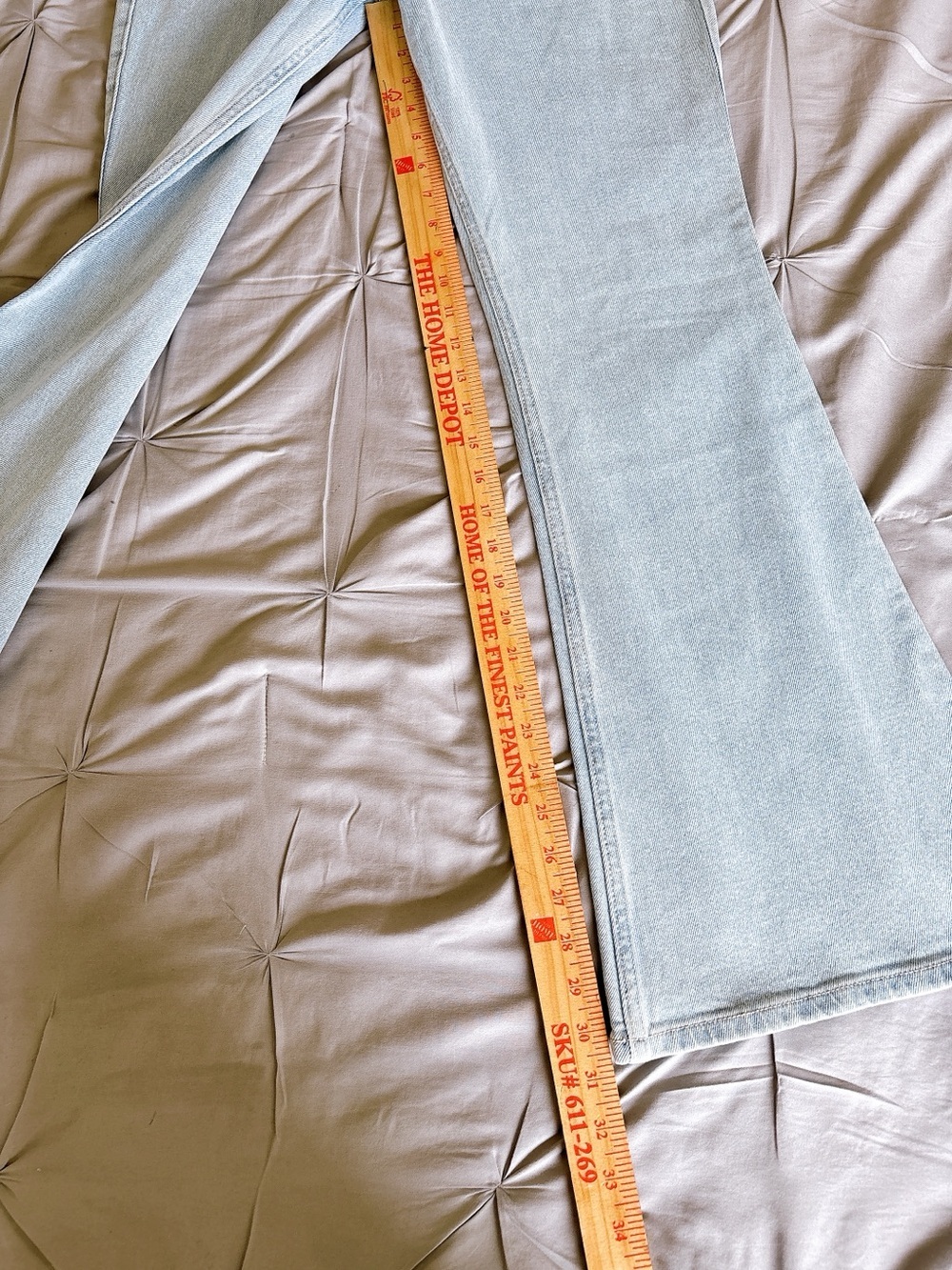 NWT Hollister High Rise Flare Jeans Women’s 8R W29 Light Wash Stretch - Picture 10 of 13